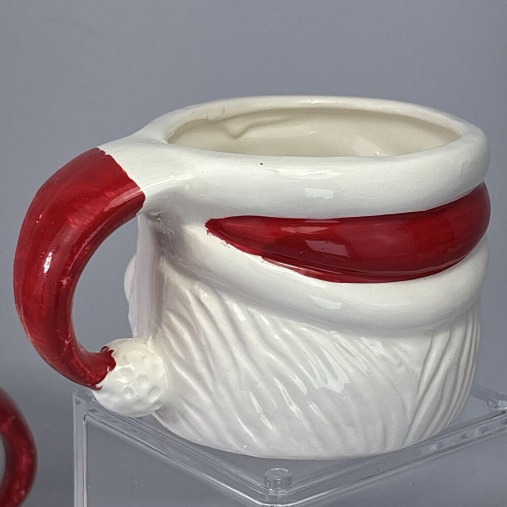 Vintage 8 oz Santa Claus Mugs Made in Taiwan Set of 4 Hand Painted - Picture 15 of 16